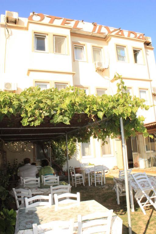 بوزجادا Ilyada Hotel المظهر الخارجي الصورة